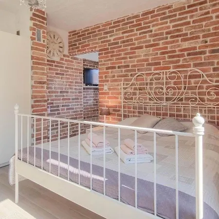 Studio Fur 2 Personen Ca 28 Qm In Novigrad, Istrien Istrische Riviera Новиград